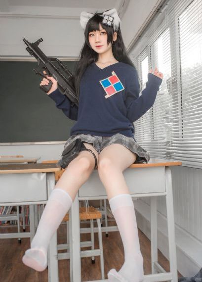 刘婷AV一区二区三区_720高清完整版播放