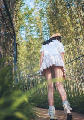 欧美黄区_720免费观看
